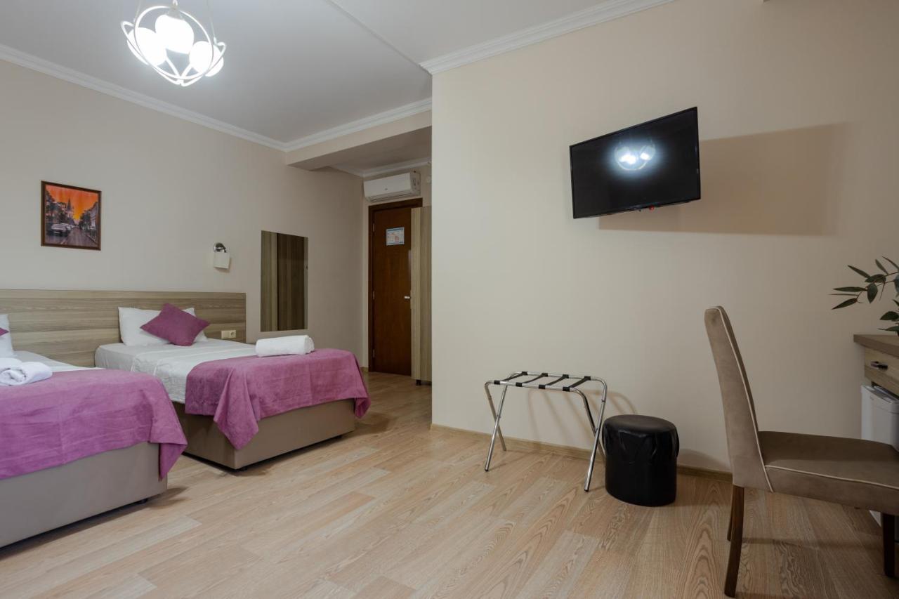 Daisi Sunset Hotel Batumi Bagian luar foto