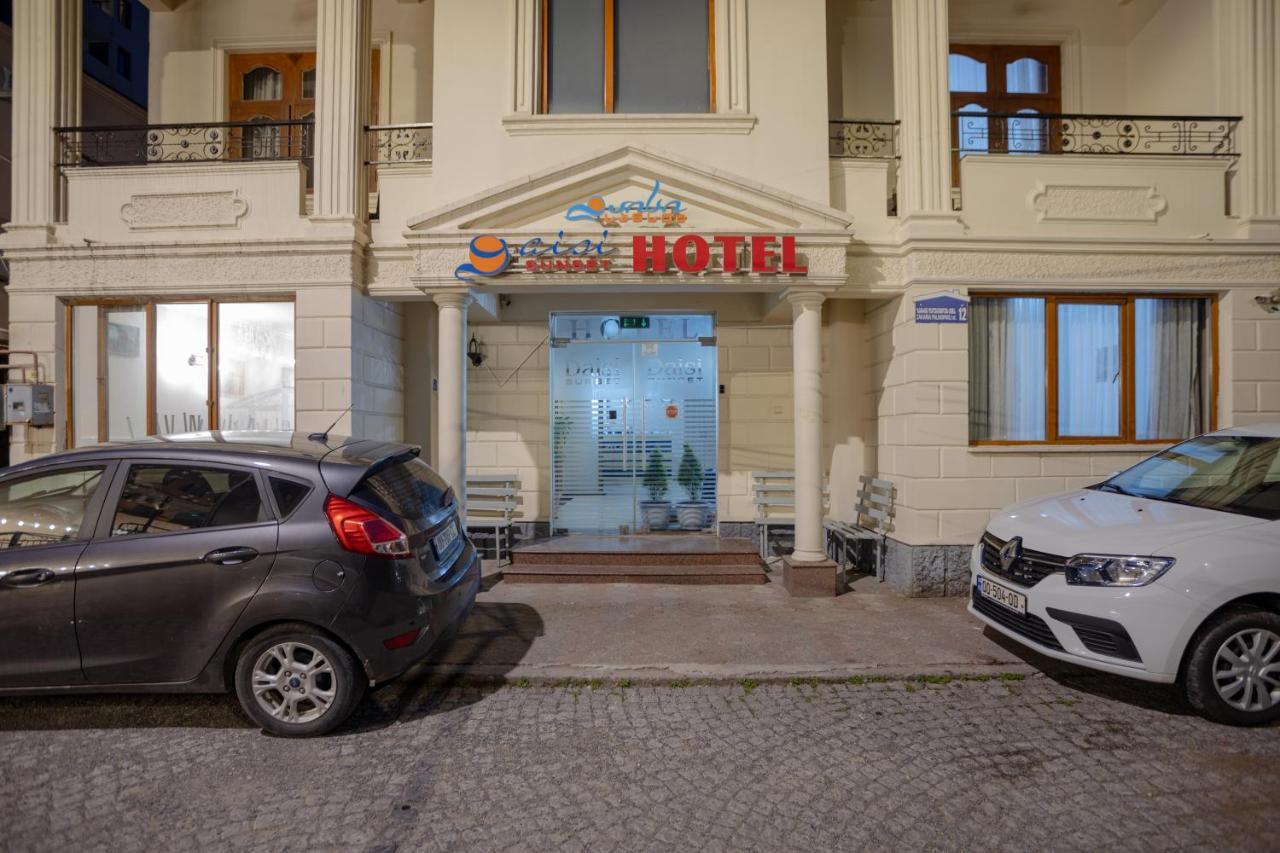 Daisi Sunset Hotel Batumi Bagian luar foto